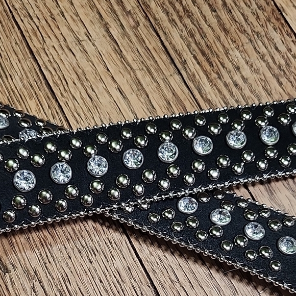 Guess Studded Black Belt with Silver Bling Buckle Westrtn Cowgirl Vintage - Picture 5 of 16